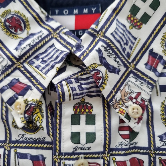 VTG Tommy Hilfiger All Over Flag Pattern Short Sleeved Button Down Shirt Sz M - Picture 3 of 7